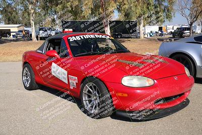 media/Nov-17-2024-CalClub SCCA (Sun) [[5252d9c58e]]/Around the Pits/